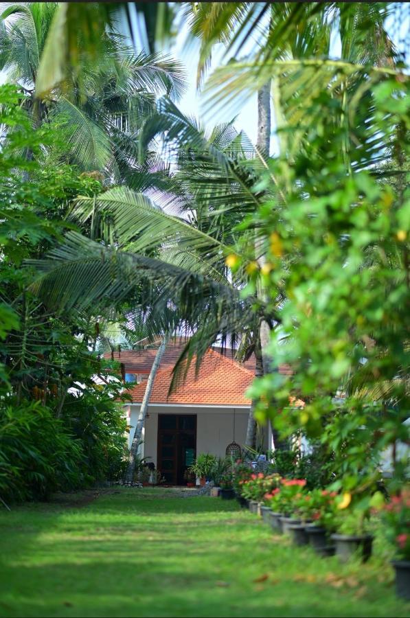 Seaside Homestay Thiruvananthapuram Ngoại thất bức ảnh